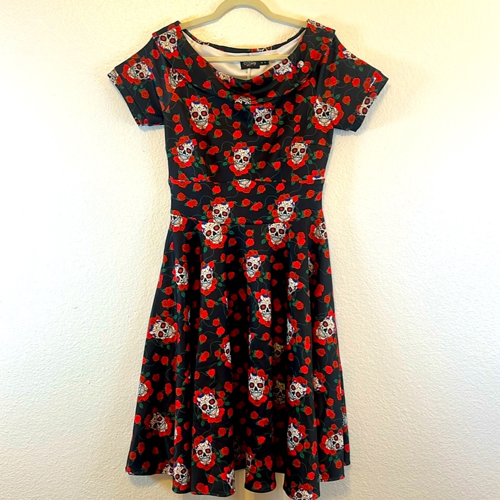 NWOT Dolly And Dotty Sugar Skull Rose Swing Dress